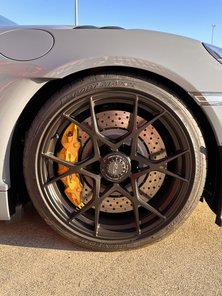 Porsche 718 Cayman GT4 RS