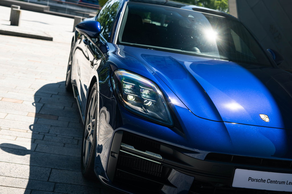 Porsche Panamera 4 E-Hybrid