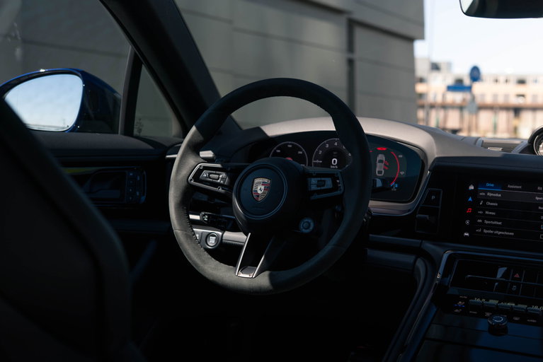 Porsche Panamera 4 E-Hybrid