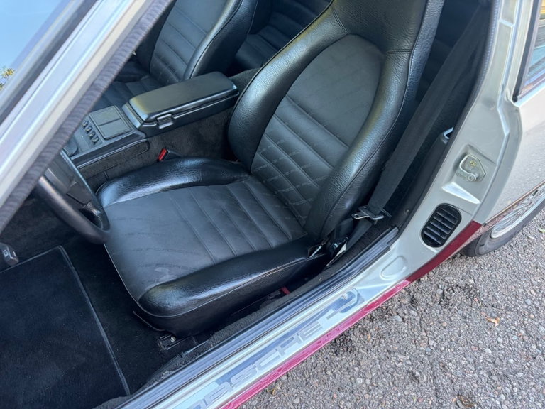 Porsche 924