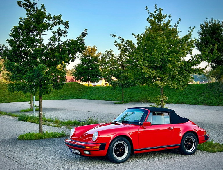 Porsche 911 Carrera 3.2