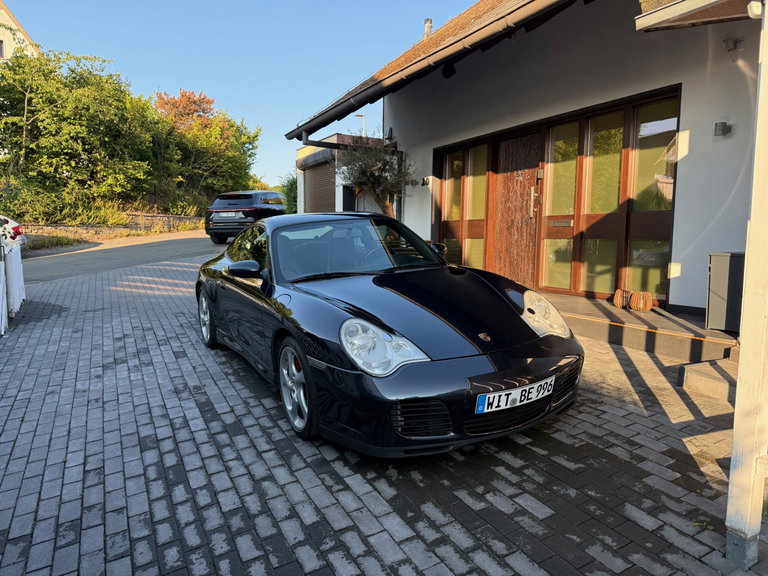 Porsche 996.2 Carrera 4S