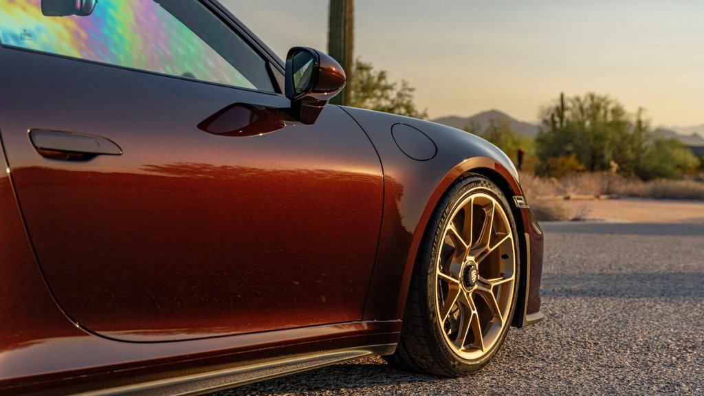 Porsche 992 GT3 Touring