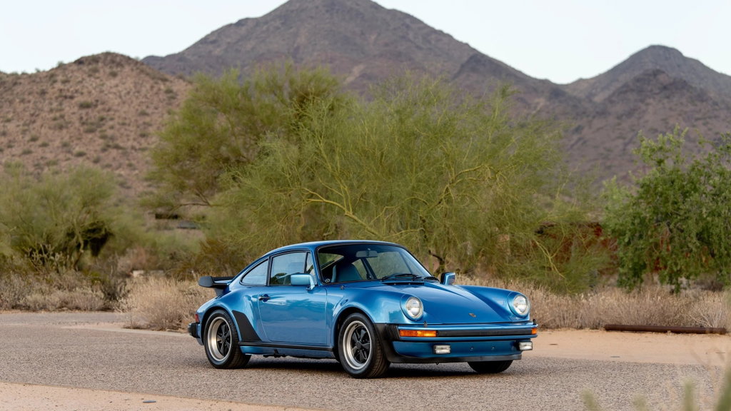 Porsche 911 Turbo 3.3 (US)
