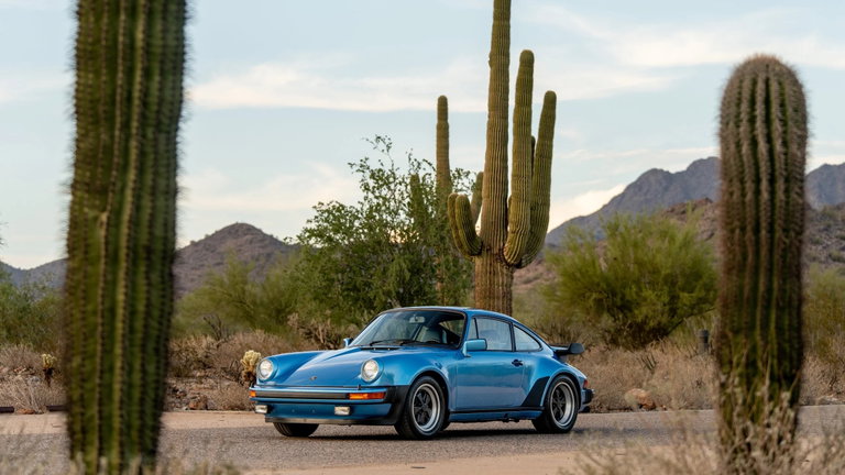 Porsche 911 Turbo 3.3 (US)
