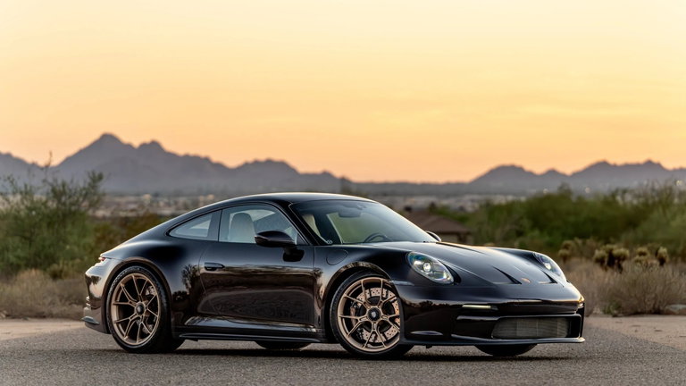 Porsche 992 GT3 Touring