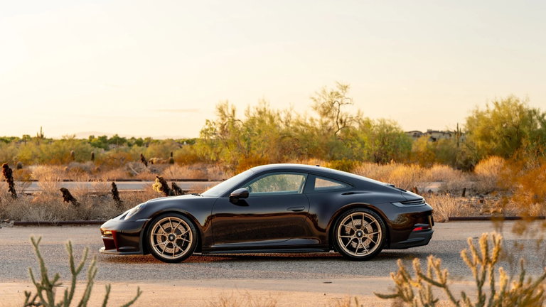 Porsche 992 GT3 Touring