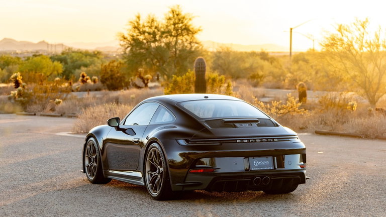 Porsche 992 GT3 Touring