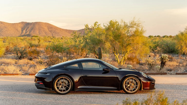 Porsche 992 GT3 Touring