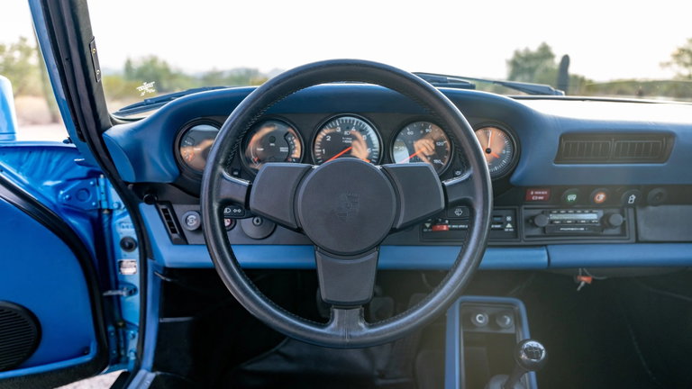Porsche 911 Turbo 3.3 (US)