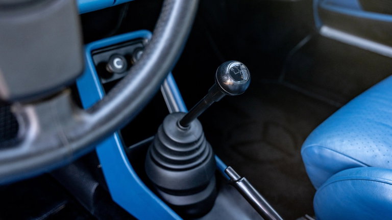 Porsche 911 Turbo 3.3 (US)
