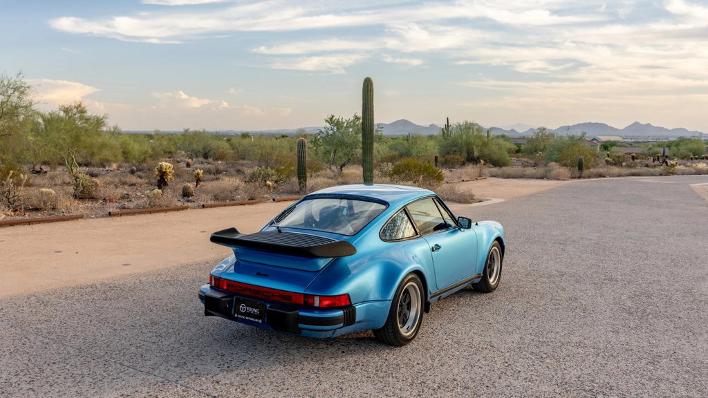 Porsche 911 Turbo 3.3 (US)