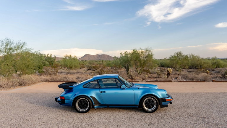 Porsche 911 Turbo 3.3 (US)