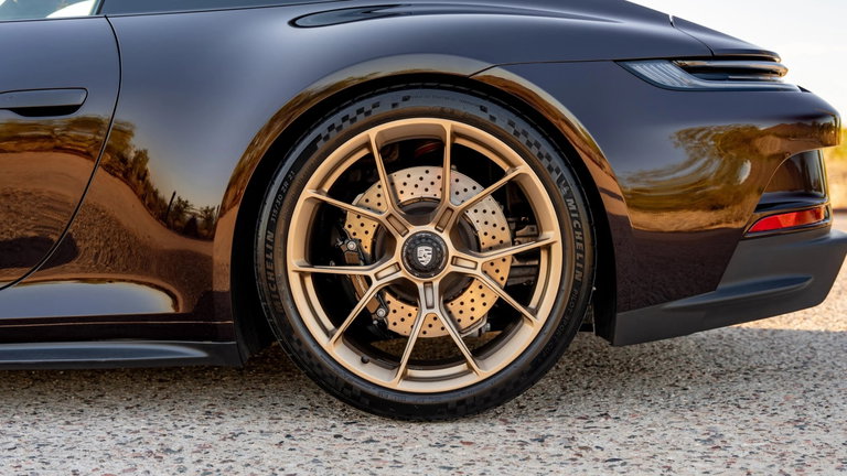 Porsche 992 GT3 Touring