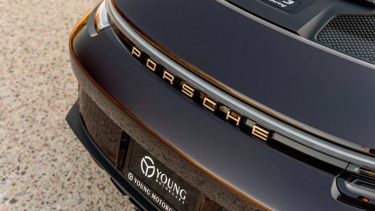 Porsche 992 GT3 Touring