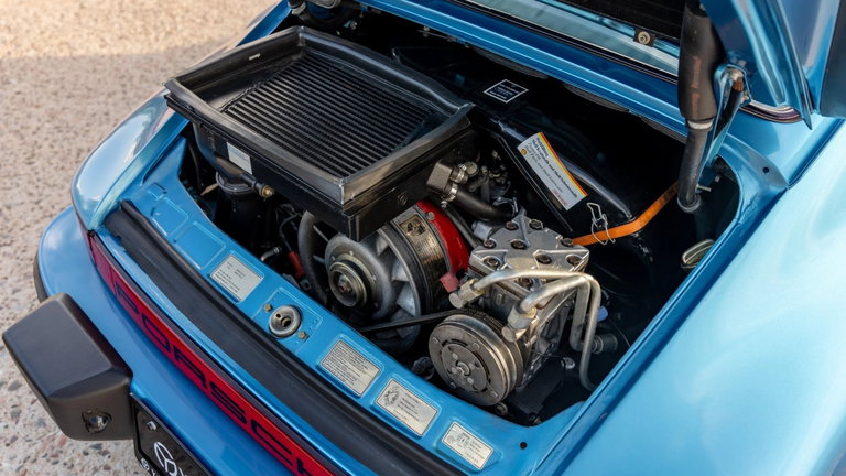 Porsche 911 Turbo 3.3 (US)