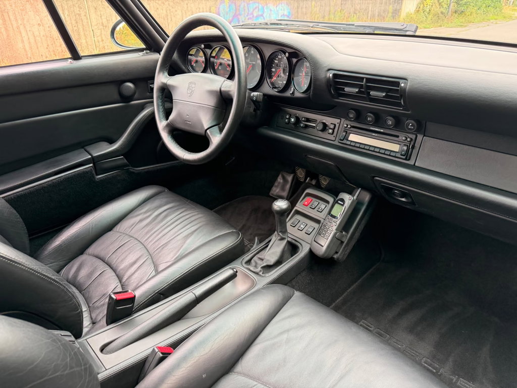Porsche 993 Carrera 3.8