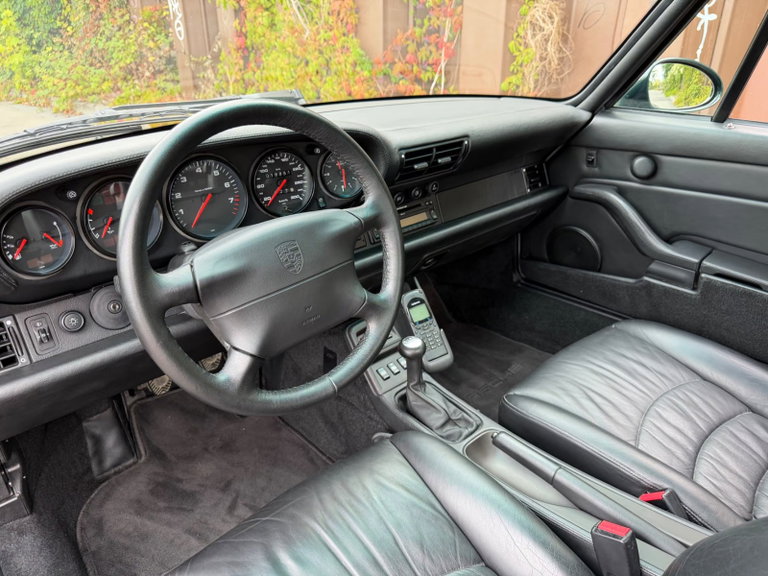 Porsche 993 Carrera 3.8