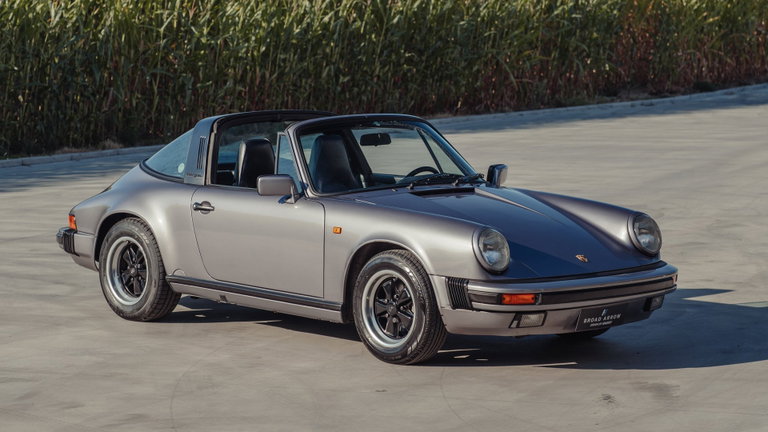 Porsche 911 Carrera 3.2