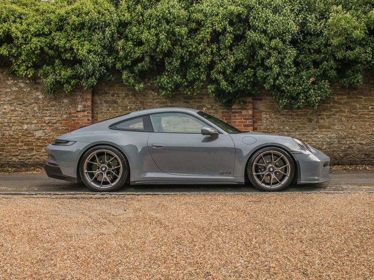 Porsche 992 GT3 Touring