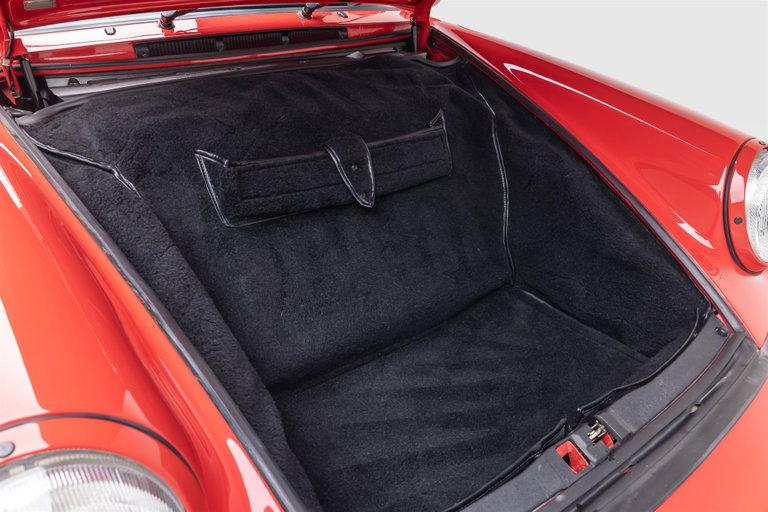 Porsche 964 Carrera 4