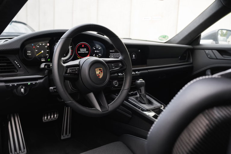 Porsche 992 GT3 Touring