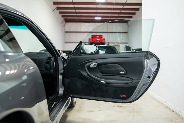 Porsche 996.2 Carrera 4S