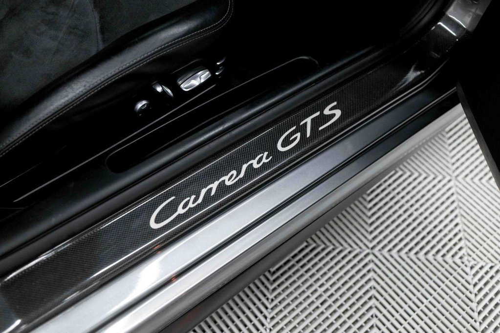 Porsche 997.2 Carrera GTS
