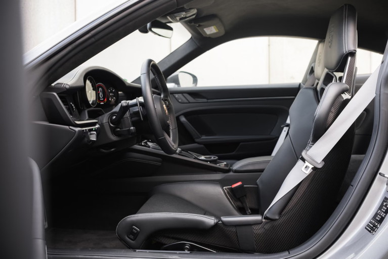 Porsche 992 GT3 Touring
