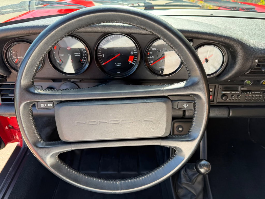 Porsche 911 Carrera 3.2 Speedster