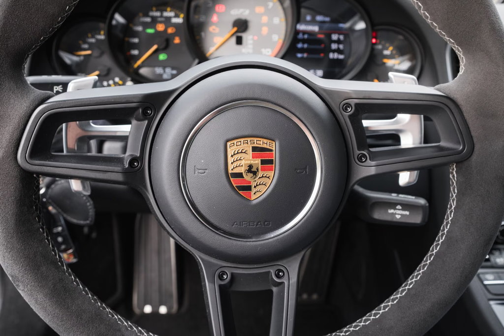 Porsche 911 Carrera S „Martini Racing Edition“