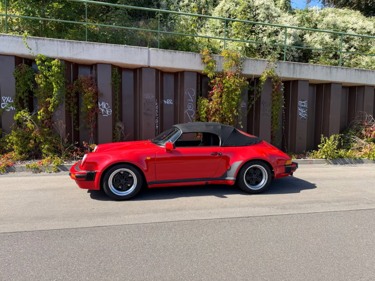 Porsche 911 Carrera 3.2 Speedster