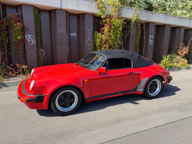 Porsche 911 Carrera 3.2 Speedster