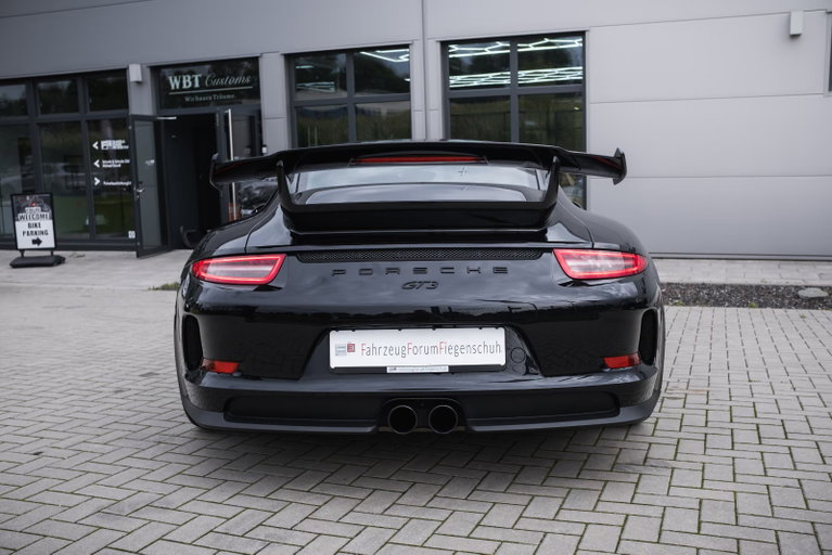 Porsche 911 Carrera S „Martini Racing Edition“
