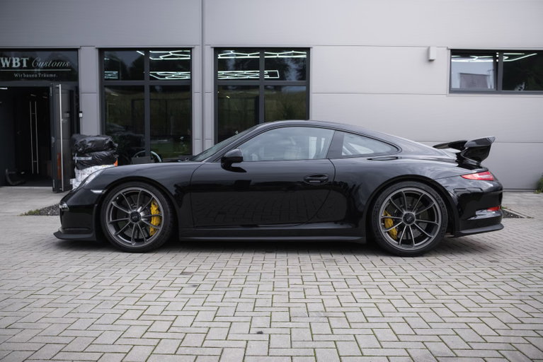 Porsche 911 Carrera S „Martini Racing Edition“