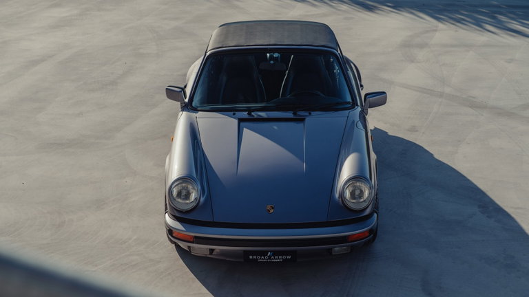 Porsche 911 Carrera 3.2