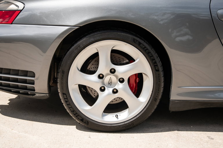 Porsche 996.2 Carrera 4S