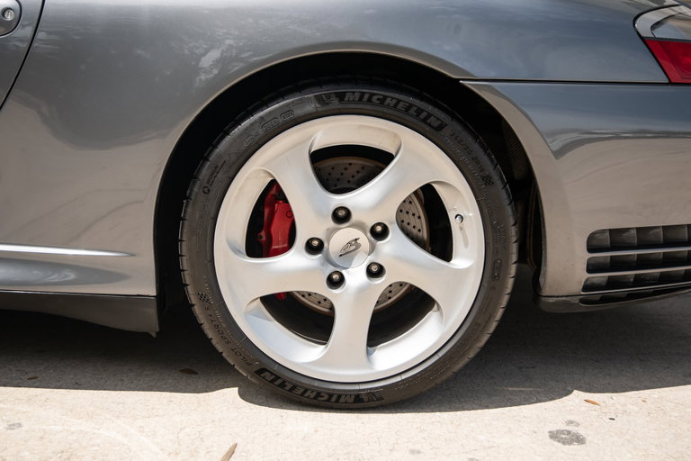 Porsche 996.2 Carrera 4S
