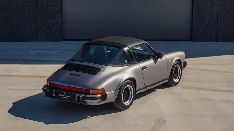 Porsche 911 Carrera 3.2