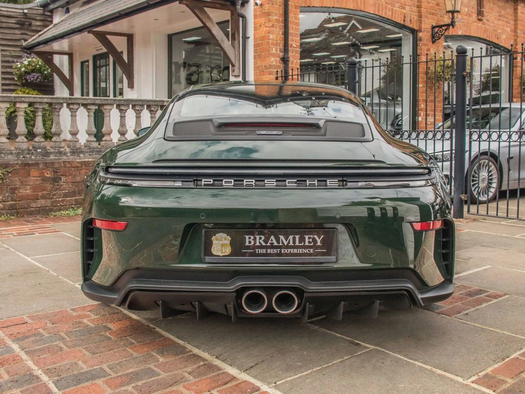 Porsche 992.2 GT3 Touring