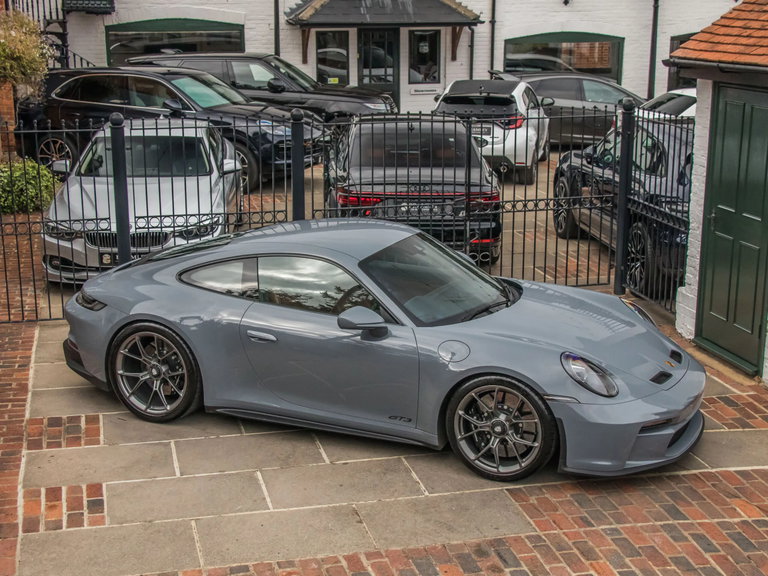 Porsche 992 GT3 Touring