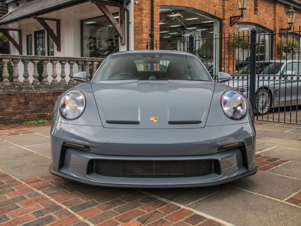 Porsche 992 GT3 Touring