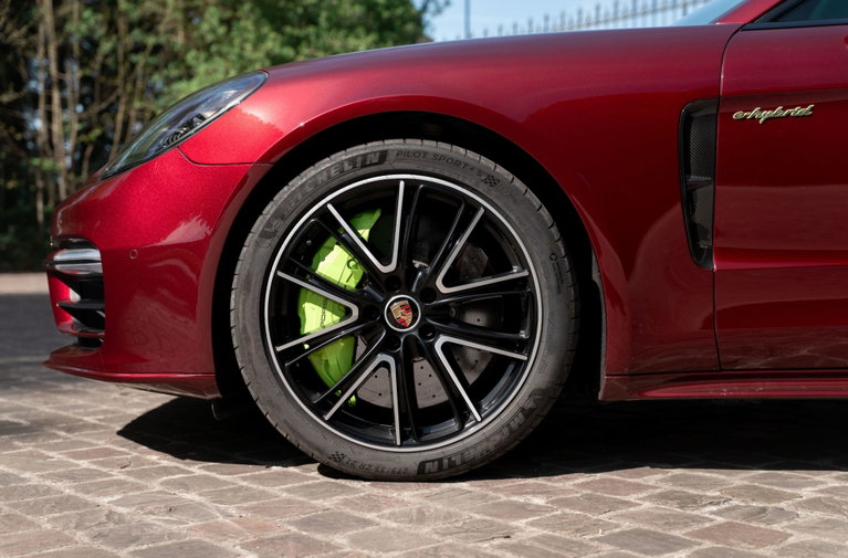 Porsche Panamera Turbo S E-Hybrid