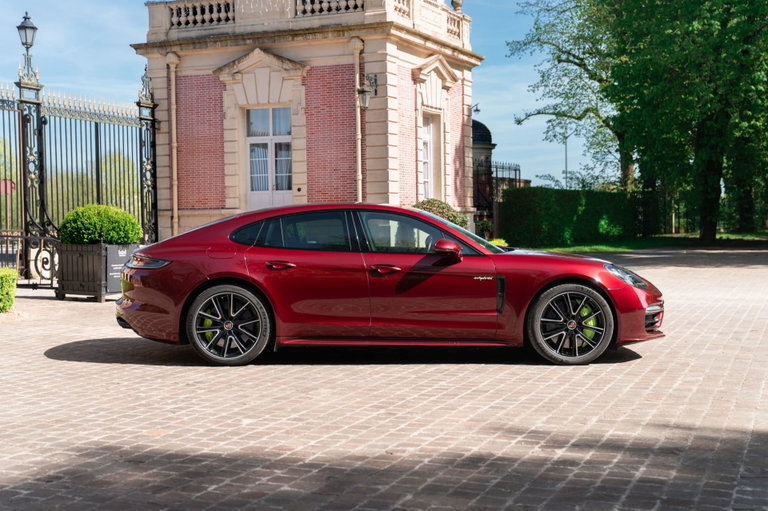 Porsche Panamera Turbo S E-Hybrid