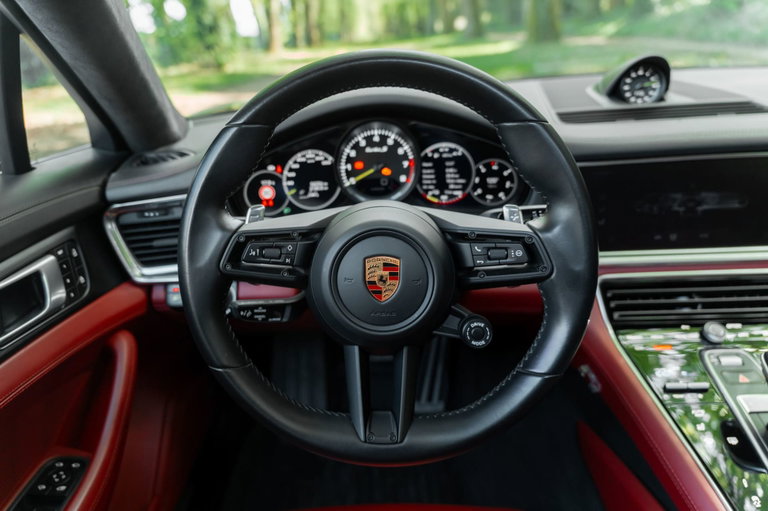 Porsche Panamera Turbo S E-Hybrid