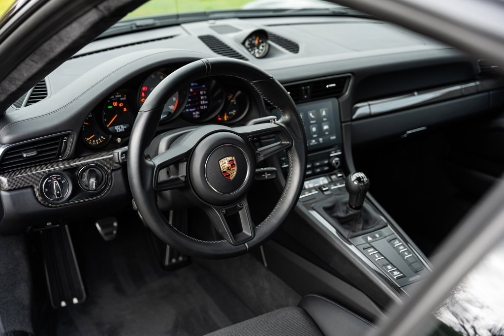 Porsche 991.2 GT3 Touring