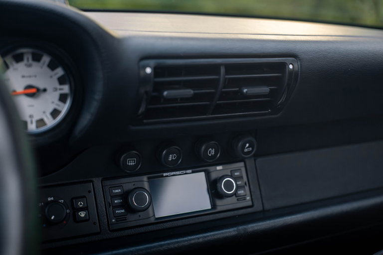 Porsche 993 Carrera 4S