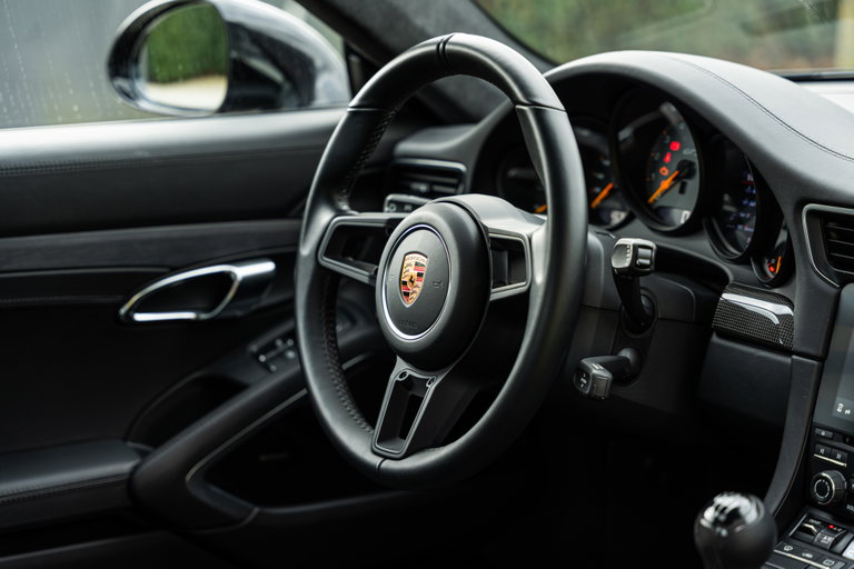 Porsche 991.2 GT3 Touring