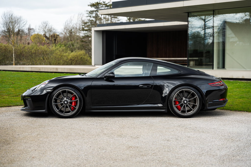 Porsche 991.2 GT3 Touring