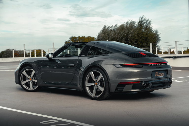 Porsche 992 Targa 4